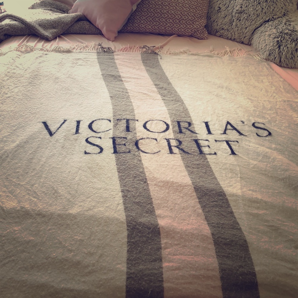 Victoria’s Secret Sherpa Blanket